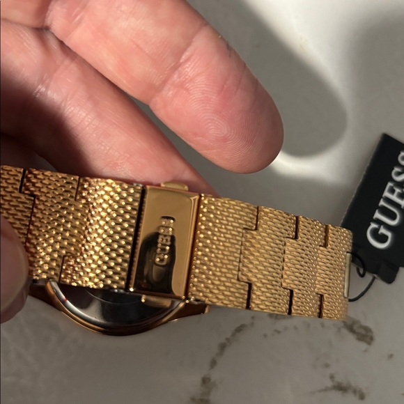 Watch - Picture 6 of 6